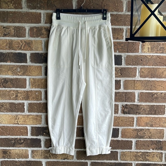 Athleta Joggers Women's Small Farallon Weekender Pant Off White Adjustable Cuff - Picture 5 of 10